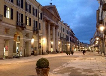 Locale Commerciale Cuneo (zona Centro Storico) - foto 1