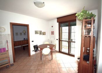 Quadrilocale Russi - foto 4