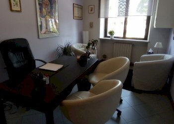 1653123823345.jpg - Office Viale Puccini, Lucca - photo 7