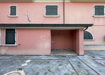 IMG_6784.jpg - Portion of a house Via Falcinello, Sarzana - photo 3