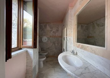 IMG_6796.jpg - Portion of a house Via Falcinello, Sarzana - photo 11