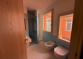 Ufficio via Pescherie Vecchie, 1, Bologna (zona Centro Storico) - foto 17