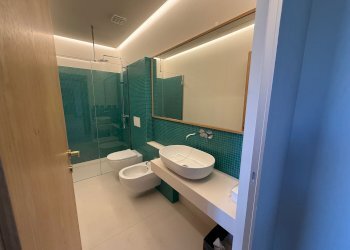 Ufficio via Pescherie Vecchie, 1, Bologna (zona Centro Storico) - foto 19