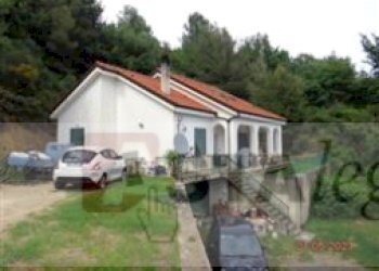 Panoramica Esterna .png - Villa all'asta Regione Enesi snc, Albenga - foto 11