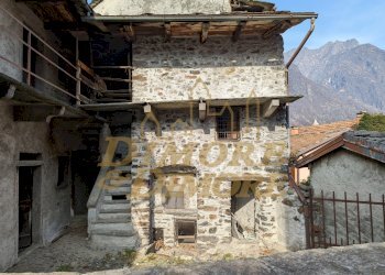 Esterno 2.jpg - Villa Via in selva, Premosello-Chiovenda - foto 1