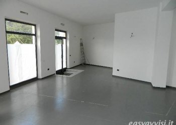 locali_e_fondi_commerciali_fondo_commerciale_a_sar - Locale Commerciale Viale Giosuè Carducci, Lucca - foto 3