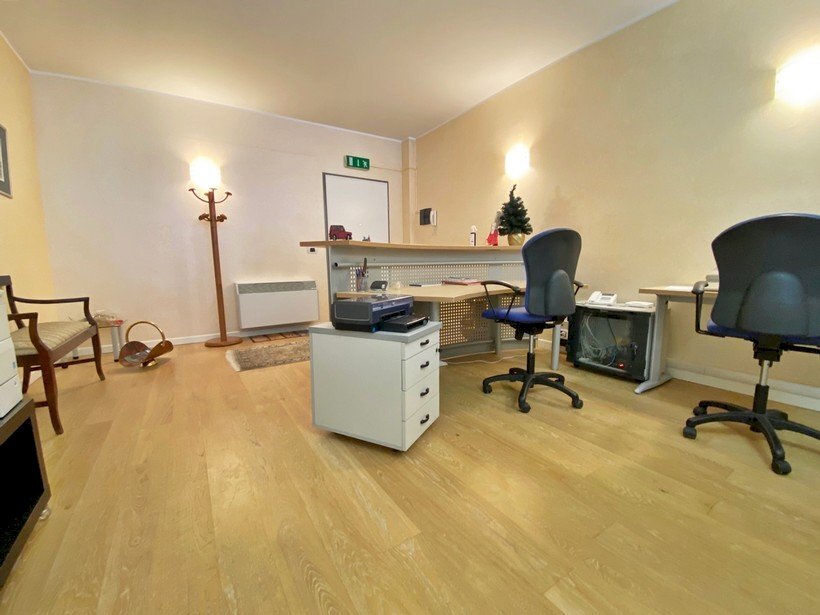 Ufficio LOCALITA' GRAND CHEMIN N. 30, 30, Saint-Christophe - foto 2