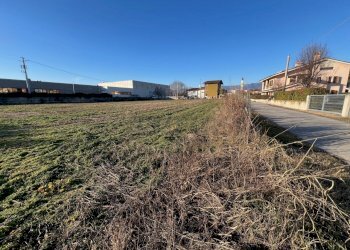 2.jpg - Terreno edificabile Cassola - foto 2