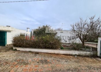 20220307_092141.jpg - Villa SP14 15, Martina Franca - foto 12