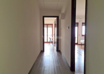 Four-room apartment Catanzaro - photo 3