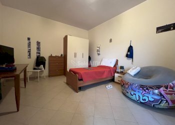 image00017.jpeg - Three-room apartment Catanzaro - photo 9