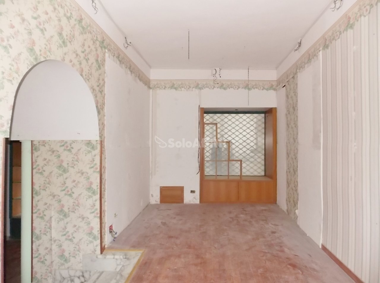 Vano - Locale Commerciale Catanzaro - foto 1