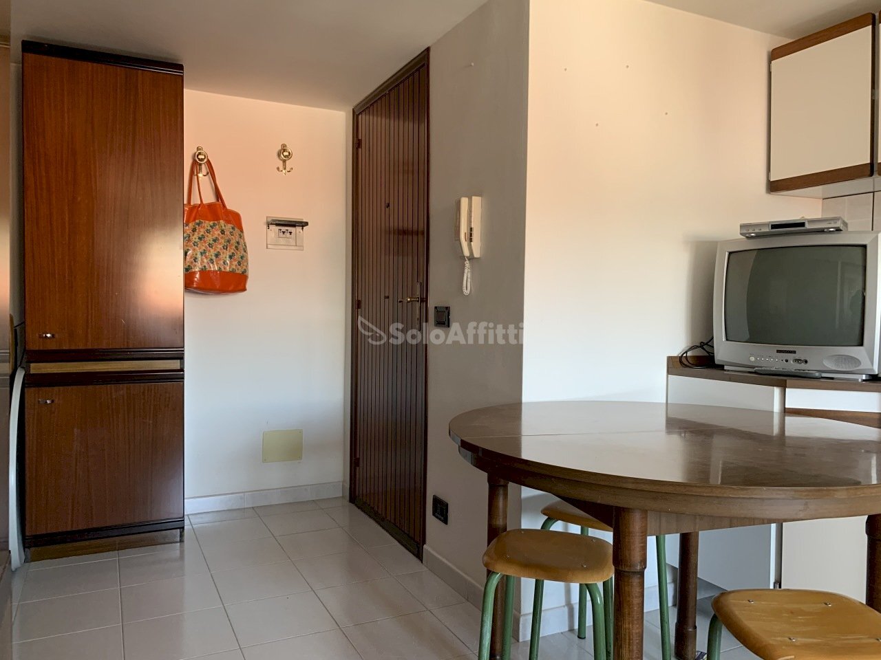 Two-room apartment Catanzaro - photo 3