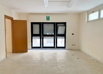 Vano - Warehouse Catanzaro - photo 3