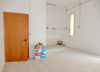 Vano - Locale Commerciale Catanzaro - foto 4