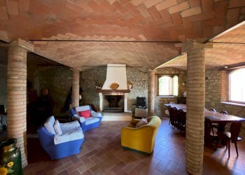 Sala con camino - Rustic San Polo d'Enza - photo 11