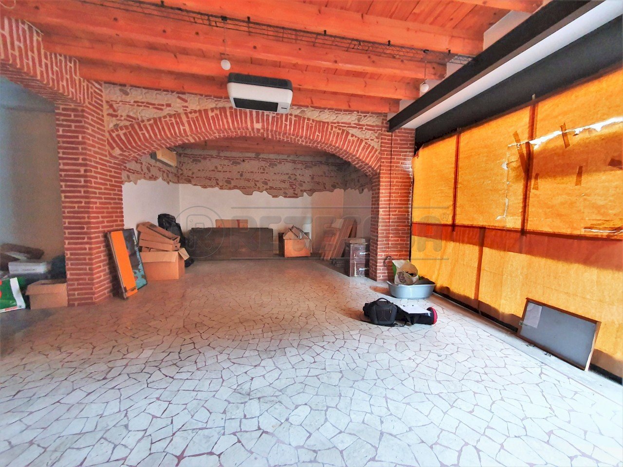 20220209_151213.jpg - Commercial Premises Vicenza - photo 2