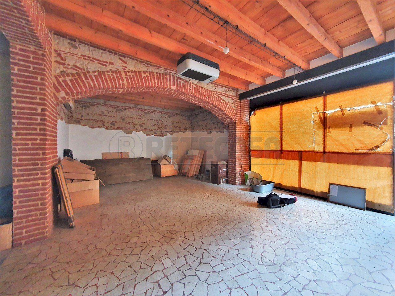 20220209_151221.jpg - Commercial Premises Vicenza - photo 3