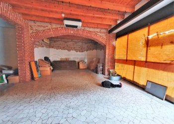 20220209_151213.jpg - Commercial Premises Vicenza - photo 2