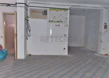 20220209_151310.jpg - Commercial Premises Vicenza - photo 6