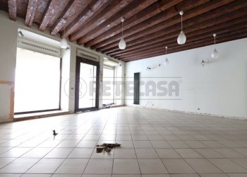 IMG_0462.JPG - Appartamento Contrà XX settembre 14, Vicenza - foto 4