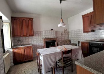 269161c2-0537-46b3-8be4-f5167a9e1e4d.jpg - Casa semi indipendente SP72 22, Farindola - foto 5