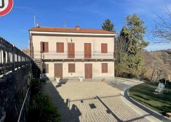 Casa indipendente Santo Stefano Roero - foto 3