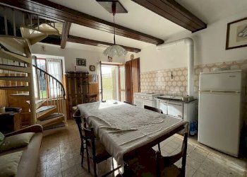 Casa indipendente Santo Stefano Roero - foto 6