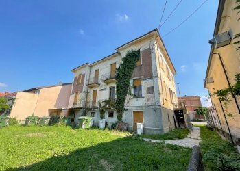 Stabile - Palazzo Vezza d'Alba - foto 5