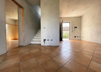 Four-room apartment Cisterna d'Asti - photo 3