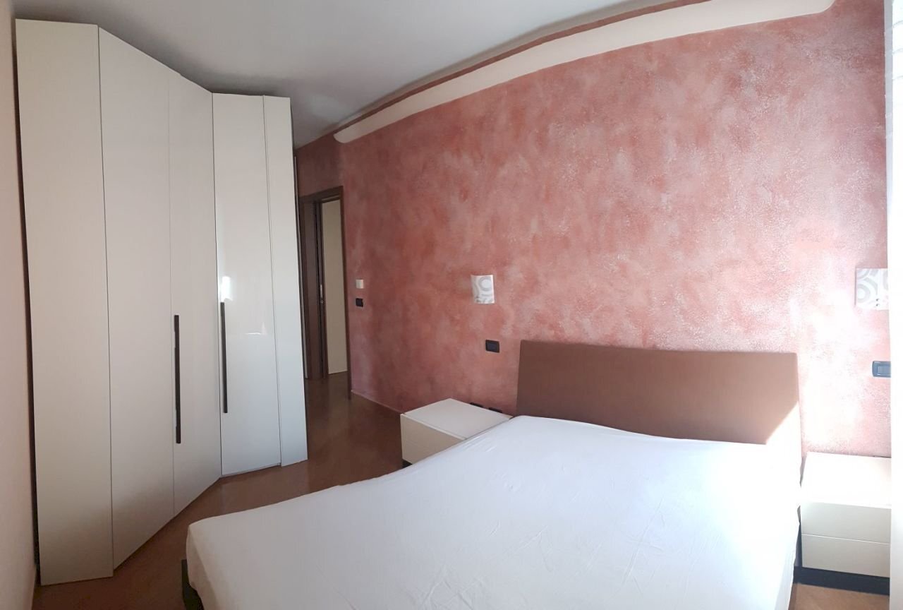 PHOTO-2022-03-31-20-02-33.jpg - Four-room apartment Reggio nell'Emilia - photo 2