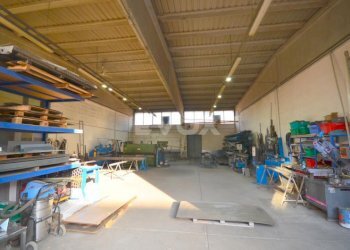 Capannone Bologna - foto 1