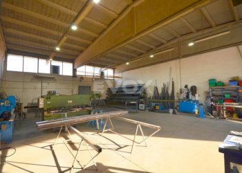 Capannone Bologna - foto 2