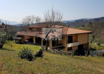 villa-vendita-lucca-s.anna-2-unita_32.jpg - Villa Via montebonelli, Lucca - foto 3