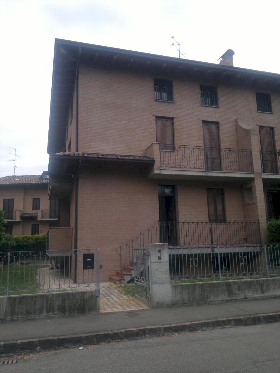 Villa Modena - foto 1