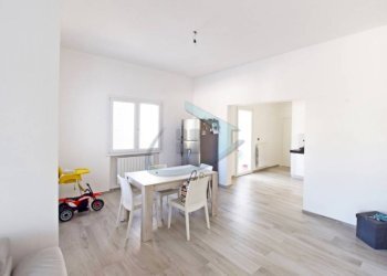 Sala da pranzo - Casa indipendente via della Resistenza, 6, Gagliano del Capo - foto 9