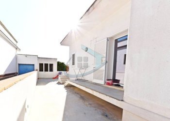 Cortile interno - Casa indipendente via della Resistenza, 6, Gagliano del Capo - foto 27