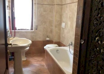 Bagno - Villa via Giuseppe Lugli, Roma (neighborhood Lido di Ostia) - photo 9