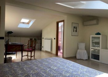 Camera da letto - Villa via Giuseppe Lugli, Roma (neighborhood Lido di Ostia) - photo 12