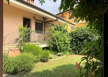 Giardino - Villa via Giuseppe Lugli, Roma (neighborhood Lido di Ostia) - photo 25