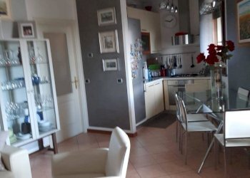 164899710_462750414779953_5814217489246768991_n.jp - Appartamento Massarosa - foto 5