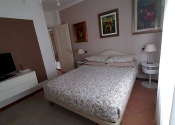 164564258_909652436476922_5621526841816584188_n.jp - Appartamento Massarosa - foto 7