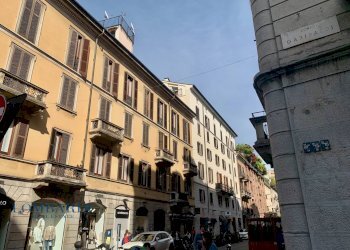 Shop Via Palermo, Milano - photo 1