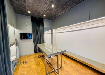 Shop Via Palermo, Milano - photo 8