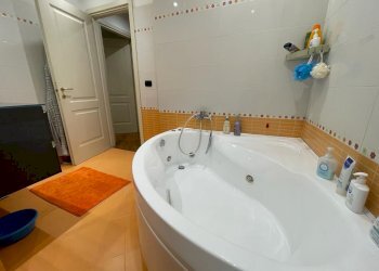 f185d6be-5e2a-4030-93fb-b0644537b717.jpg - Appartamento Carrara - foto 24