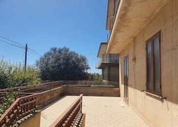 20220411_120846_compress28.jpg - Villa Modica - foto 9