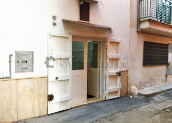1649689759926.jpg - Non Alimentare CORSO VITTORIO EMANUELE III n°72, Sannicandro di Bari - foto 16