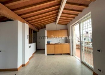 IMG_9898.jpg - Attico Livorno - foto 2