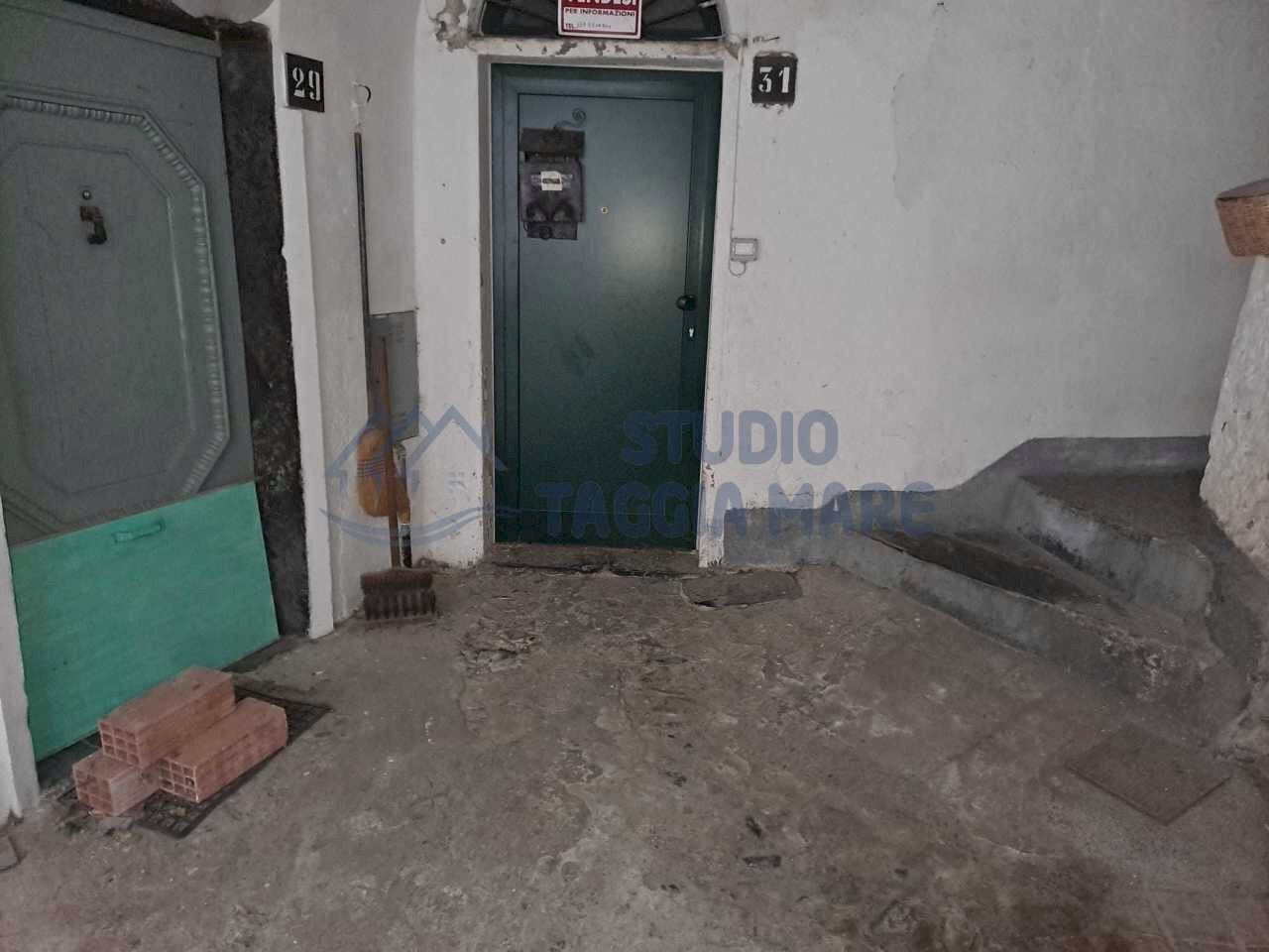 4f6054d4-e66e-4d8a-a2ea-32c0774f81af.jpg - Porzione di casa Via Castello, Montalto Carpasio - foto 2