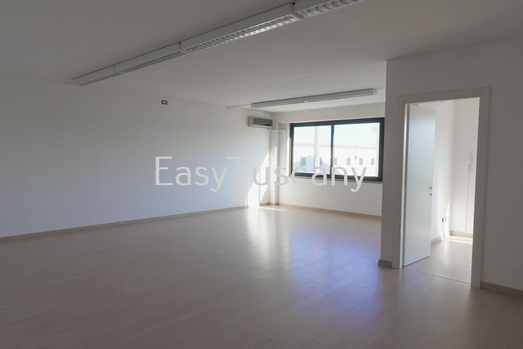 Euc-3.jpg - Office Capannori - photo 3
